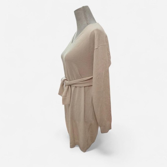 Oversized V-neck sweater dress tie knot size large Soft blush pink cream - Picture 5 of 8